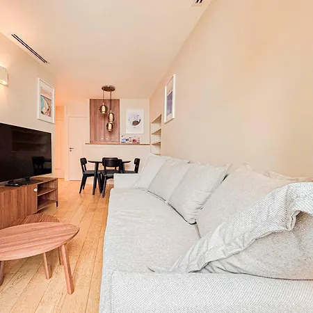 Petit Cocon Au Coeur Du Vieux-nice, Wifi, Ac, 2pers Apartment *