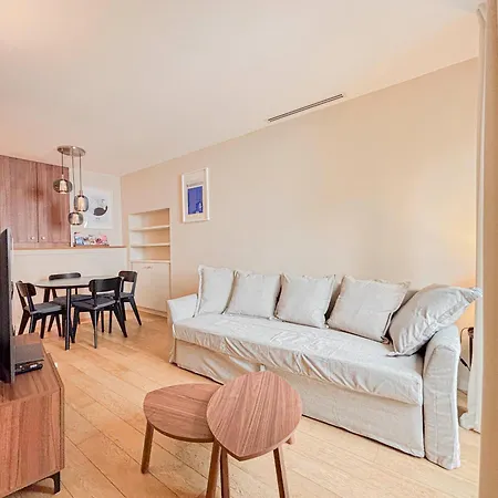 Apartment Petit Cocon Au Coeur Du Vieux-nice, Wifi, Ac, 2pers *
